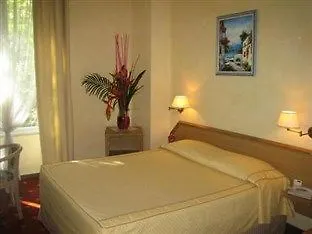 Hotel Foch Lione